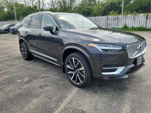 2025 Volvo XC90 B6 Plus 6-Seater