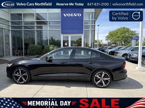 Onyx Black Metallic 2025 Volvo S60 B5 Plus
