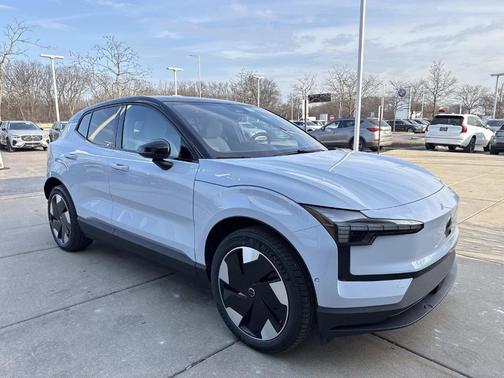 2026 Volvo EX30 Twin Motor Ultra