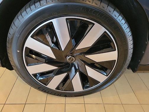2025 Volvo EX90 Twin Motor Performance Ultra