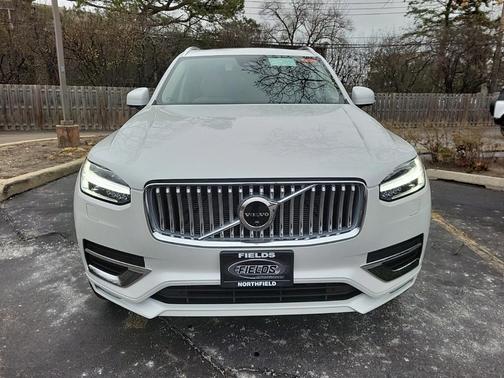2025 Volvo XC90 B6 Plus 7-Seater