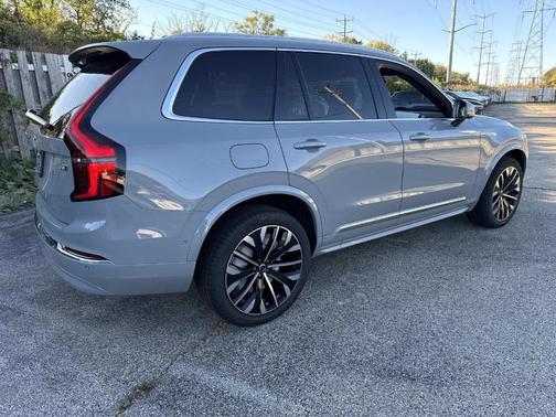 2026 Volvo XC90 B6 Plus 7-Seater