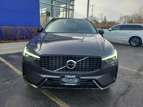 2025 Volvo XC60 Plug-In Hybrid T8 Core