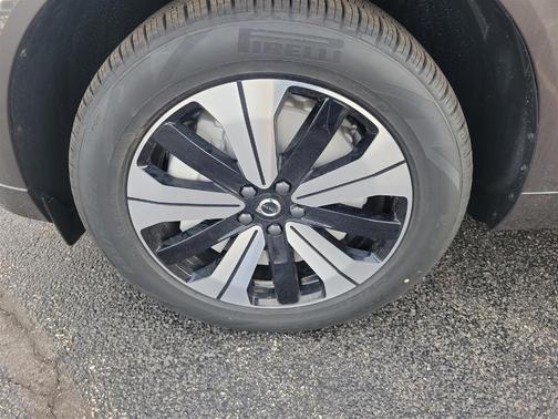 2025 Volvo XC60 Plug-In Hybrid T8 Core