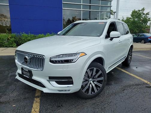 2025 Volvo XC90 B6 Plus 7-Seater