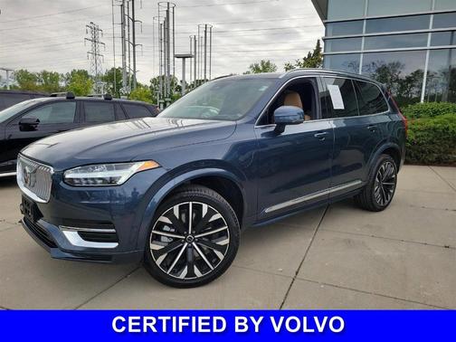 2024 Volvo XC90 Recharge Plug-In Hybrid T8 Ultimate Bright Theme 7-Seater