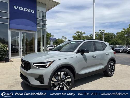 Vapour Grey 2026 Volvo XC40 B5 Ultra