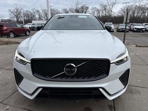 2026 Volvo XC60 B5 Core