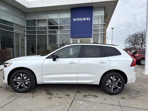 2026 Volvo XC60 B5 Core