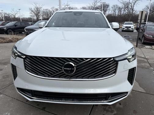 2026 Volvo XC90 B6 Plus 7-Seater