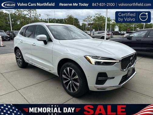 Crystal White 2023 Volvo XC60 B5 Plus Bright Theme