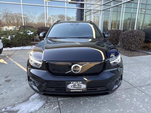 2021 Volvo XC40 Recharge Pure Electric P8