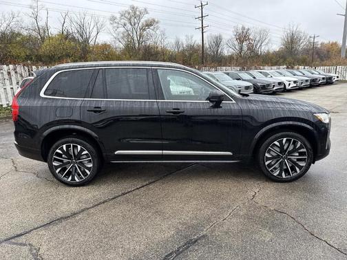 2026 Volvo XC90 B6 Plus 7-Seater