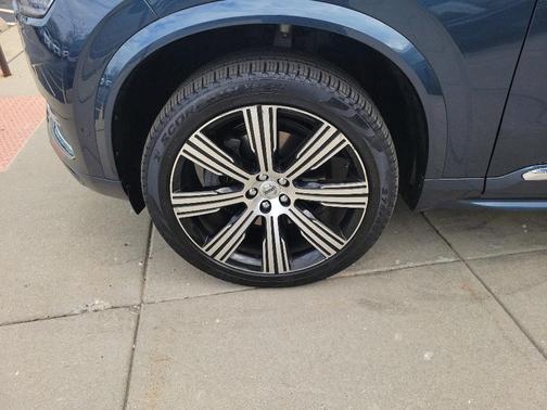2022 Volvo XC90 T6 Inscription 6 Passenger