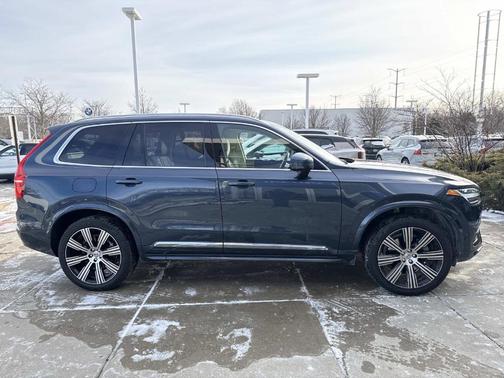 2023 Volvo XC90 B6 Ultimate 7-Seater