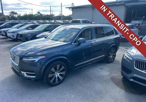 2023 Volvo XC90 B6 Ultimate 7-Seater