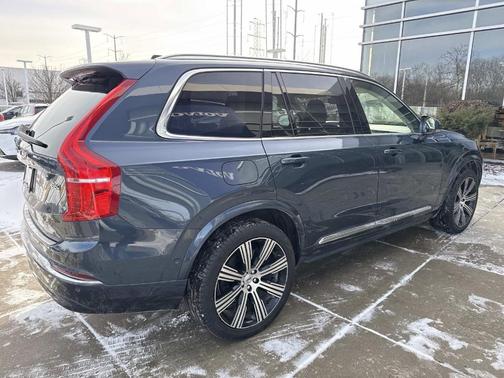 2023 Volvo XC90 B6 Ultimate 7-Seater