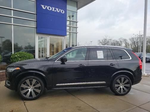 2022 Volvo XC90 Recharge Plug-In Hybrid T8 Inscription Extended Range 7P