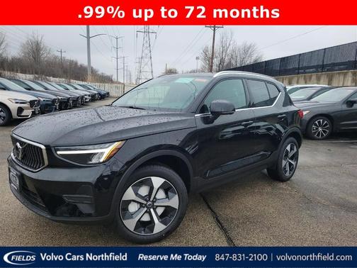 2025 Volvo XC40 B5 Core Bright Theme