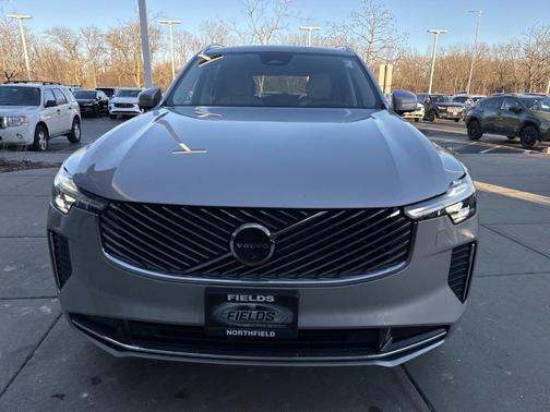 2025 Volvo XC90 B6 Ultra