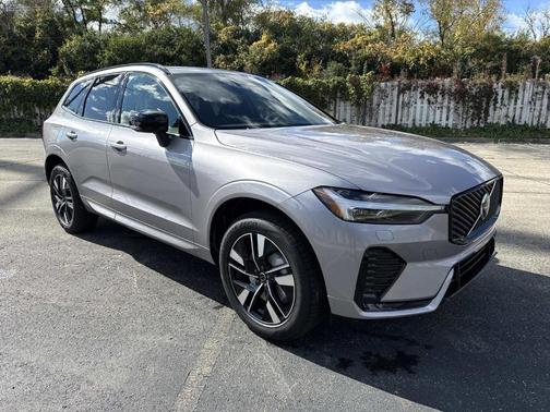 2026 Volvo XC60 B5 Core