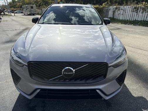 2026 Volvo XC60 B5 Core