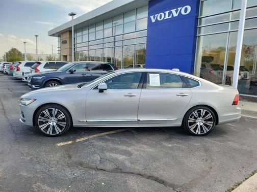 2023 Volvo S90 B6 Plus