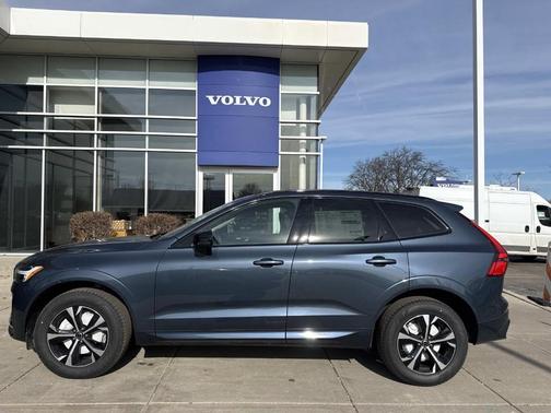 2026 Volvo XC60 B5 Core