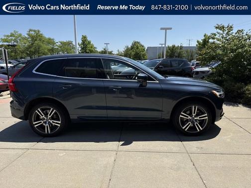 Denim Blue Metallic 2021 Volvo XC60 T6 Momentum