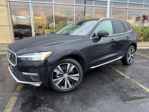 2023 Volvo XC60 B5 Plus Bright Theme