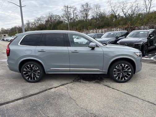 2026 Volvo XC90 B6 Plus 7-Seater