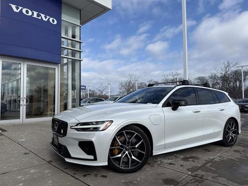 2024 Volvo V60 Recharge Plug-In Hybrid T8 Polestar Engineered