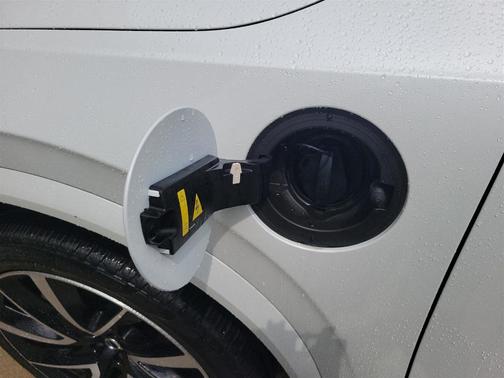 2023 Volvo XC90 Recharge Plug-In Hybrid T8 Plus Dark Theme 7 Passenger