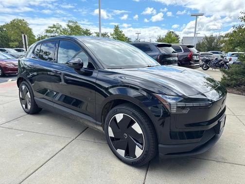 2025 Volvo EX30 Twin Motor Plus