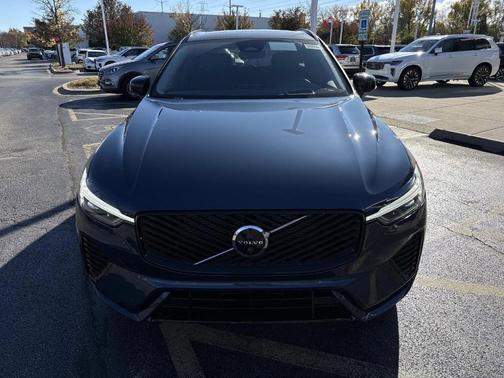 2026 Volvo XC60 B5 Ultra