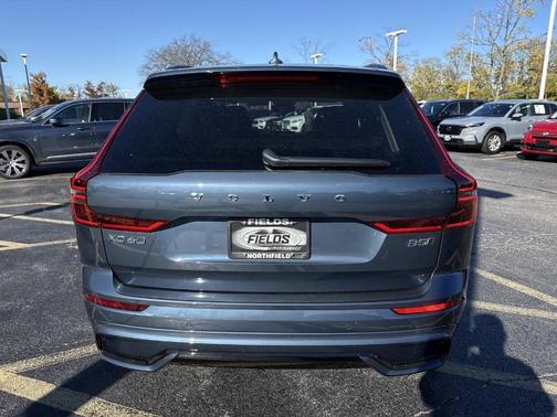 2026 Volvo XC60 B5 Ultra