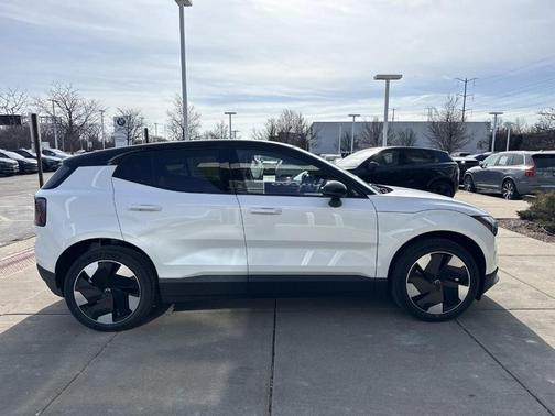 2026 Volvo EX30 Twin Motor Plus