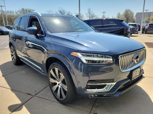 2023 Volvo XC90 B6 Ultimate 7-Seater