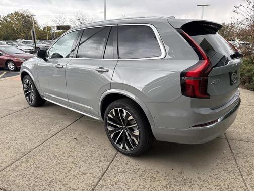 2026 Volvo XC90 B6 Ultra 7-Seater