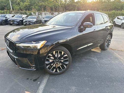 2026 Volvo XC60 B5 Ultra