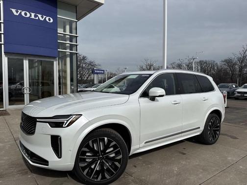 2026 Volvo XC90 B5 Plus 7-Seater