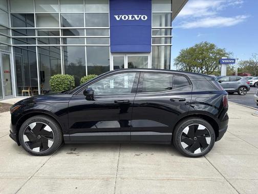 Onyx Black 2026 Volvo EX30 Twin Motor Ultra