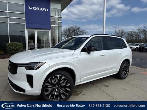 Crystal White 2026 Volvo XC90 Plug-In Hybrid T8 Ultra Dark Theme 7-Seater