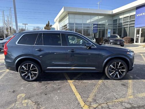 2023 Volvo XC90 B6 Plus 7-Seater