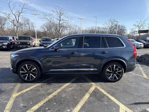 2023 Volvo XC90 B6 Plus 7-Seater