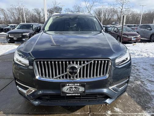 2024 Volvo XC90 B6 Plus Bright Theme 7-Seater