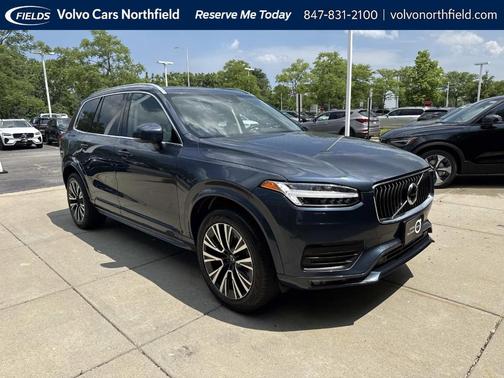 Denim Blue Metallic 2021 Volvo XC90 T6 Momentum 7 Passenger