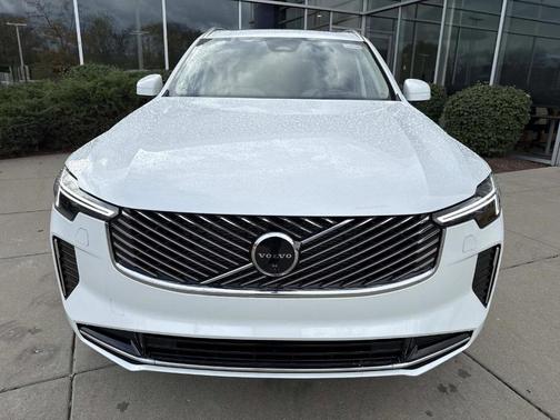 2026 Volvo XC90 B6 Ultra 7-Seater