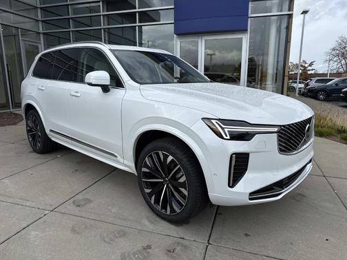 2026 Volvo XC90 B6 Ultra 7-Seater