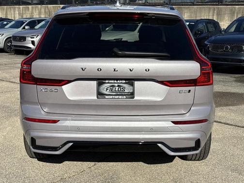 2026 Volvo XC60 B5 Plus